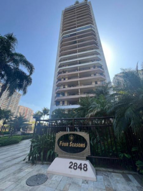 Apartamento Aconchegante Com Serviços Barra da Tijuca